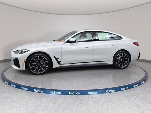 New 2026 BMW 430i xDrive w/ M Sport Package AWD/4WD image 8