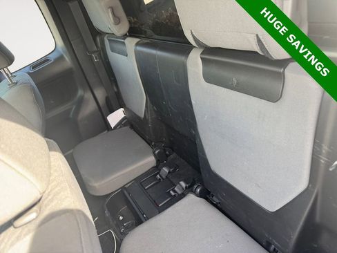 Used 2020 Toyota Tacoma SR image 13