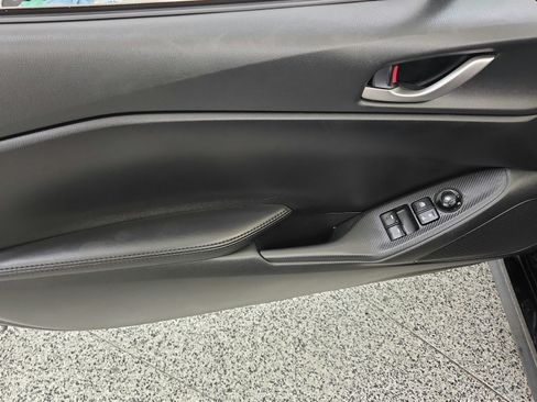 Used 2024 MAZDA MX-5 Miata Sport RWD image 12