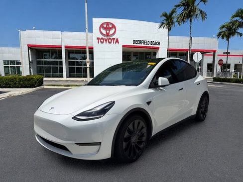 Used 2023 Tesla Model Y Performance AWD/4WD image 4