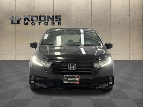 Used 2023 Honda Odyssey Sport image 3