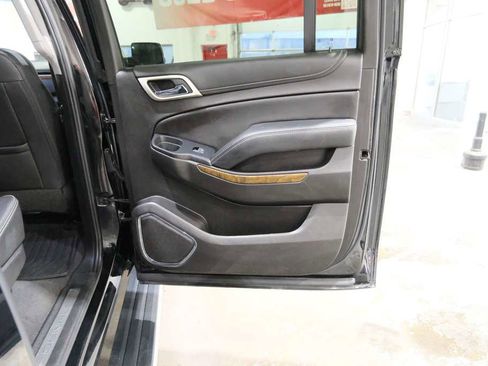 Used 2019 GMC Yukon XL Denali w/ Denali Ultimate Package AWD/4WD image 29