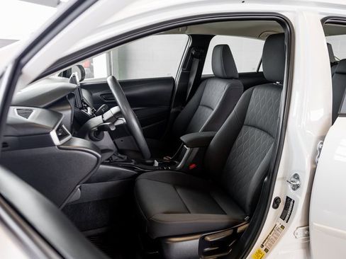 Used 2024 Toyota Corolla LE image 11