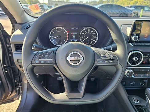 New 2025 Nissan Sentra S image 10