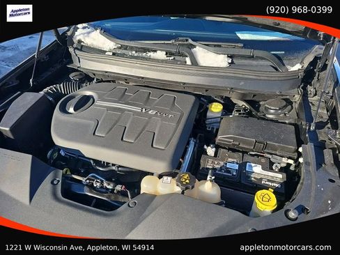 Used 2019 Jeep Cherokee Limited image 4