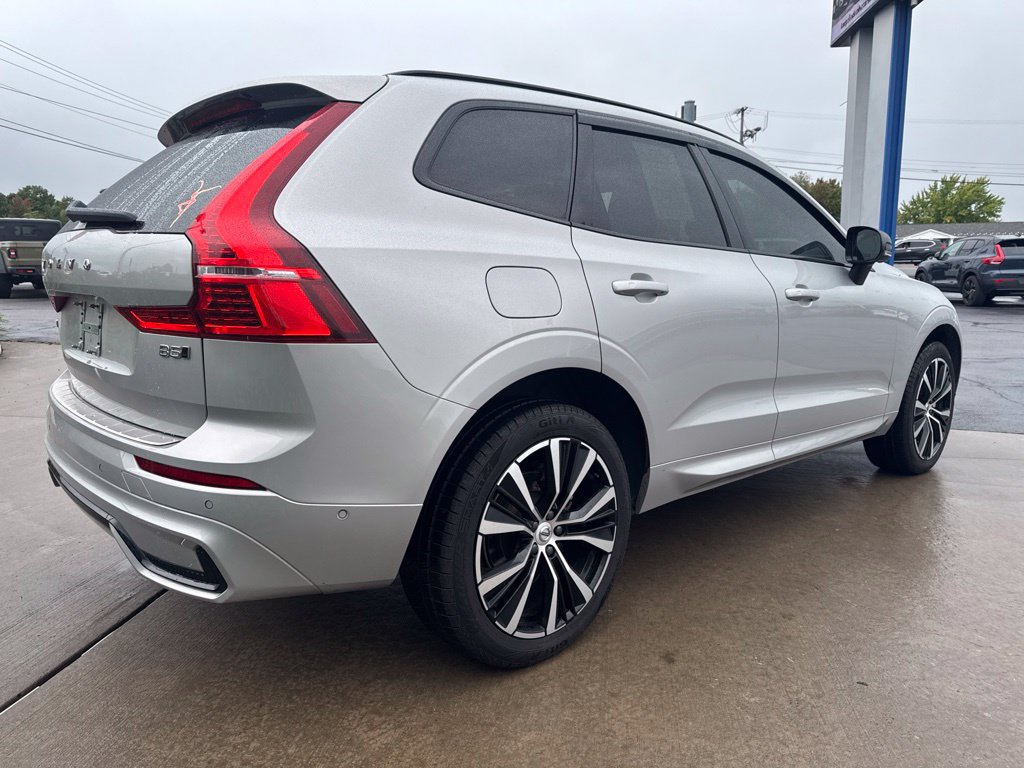 Used 2023 Volvo XC60 B5 Plus w/ Protection Package Premier AWD/4WD image 5