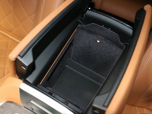 Certified 2023 BMW X7 xDrive40i w/ Executive Package image 33