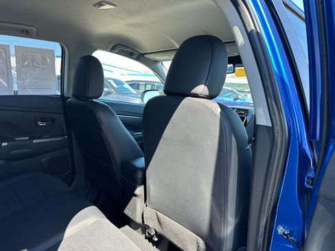 Used 2024 Mitsubishi Outlander Sport SE image 13