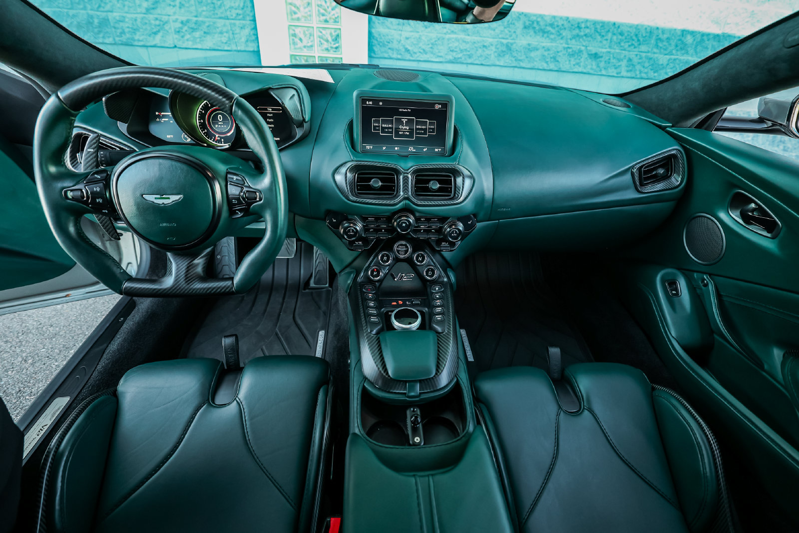 Used 2023 Aston Martin V12 Vantage RWD image 4
