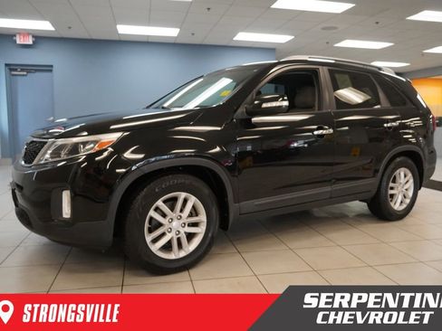 Used 2014 Kia Sorento LX w/ Touring Package (LX) image 1