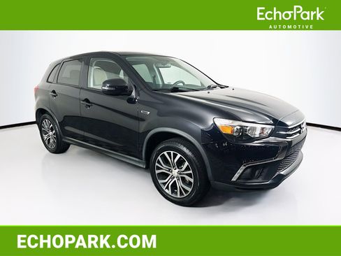 Used 2018 Mitsubishi Outlander Sport ES image 1