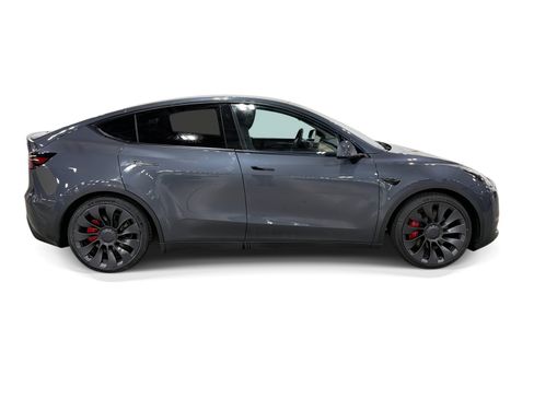 Certified 2023 Tesla Model Y Performance AWD/4WD image 7