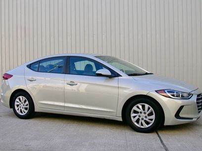 Used 2017 Hyundai Elantra SE