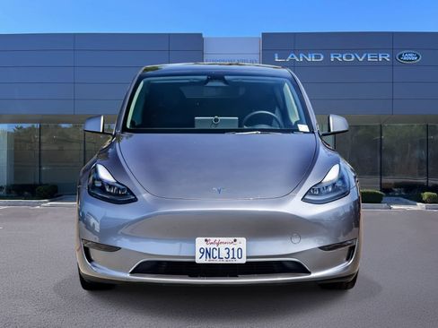 Used 2024 Tesla Model Y Long Range image 2