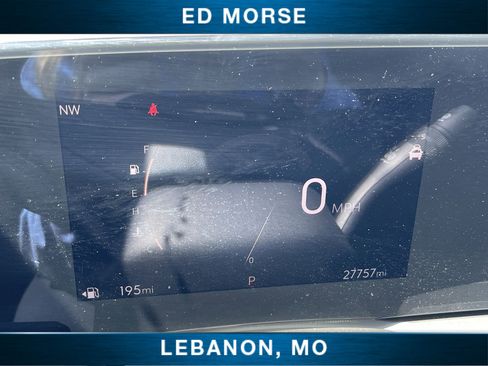 Used 2025 Buick Encore GX Preferred AWD/4WD image 11