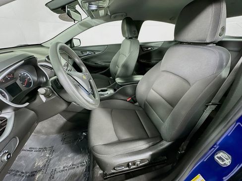 Used 2023 Chevrolet Malibu LT image 28
