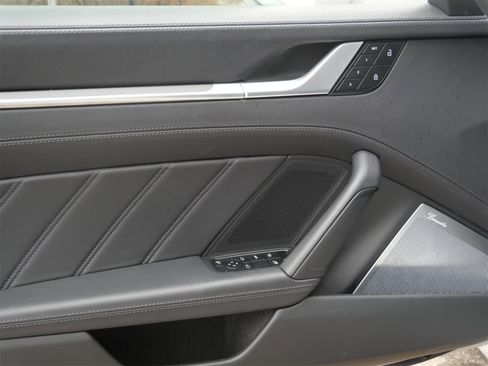 Certified 2024 Porsche 911 Turbo image 9