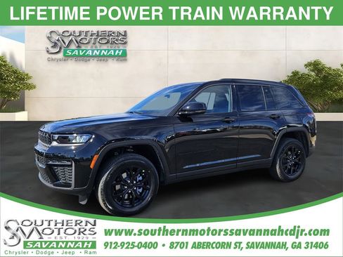 New 2026 Jeep Grand Cherokee Altitude image 1