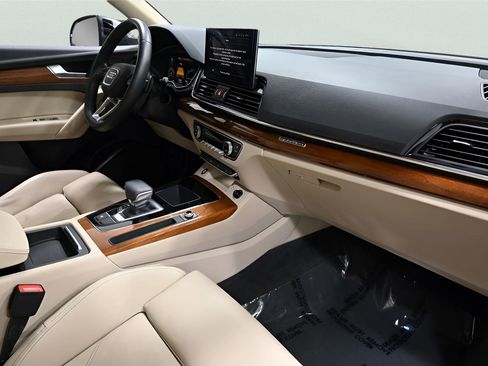 Used 2022 Audi Q5 e Premium image 20