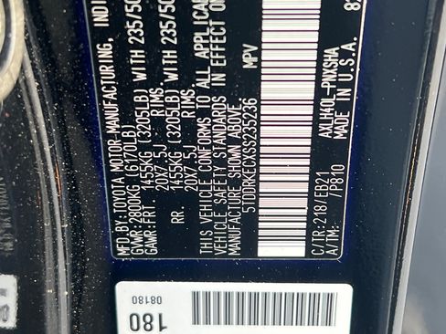 Used 2025 Toyota Sienna XSE w/ XSE Plus Package FWD image 29
