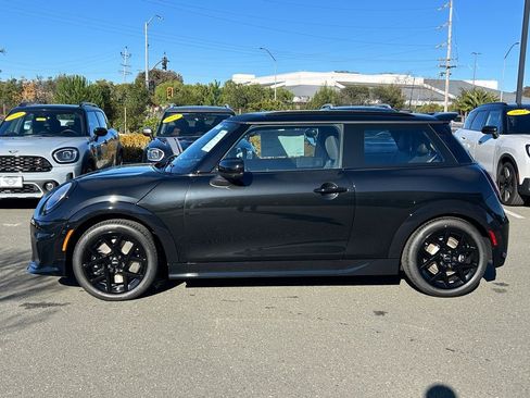 New 2026 MINI Cooper S image 2