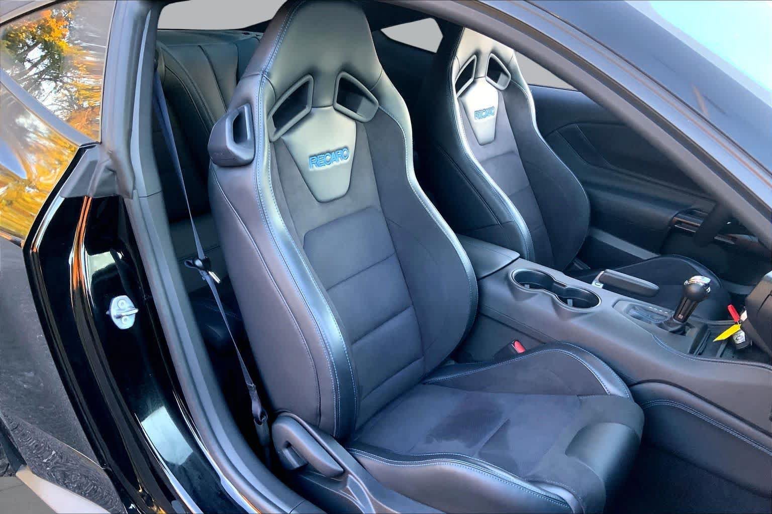 Used 2024 Ford Mustang Dark Horse RWD image 8