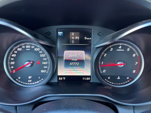 Certified 2018 Mercedes-Benz C 300 4MATIC Sedan image 24