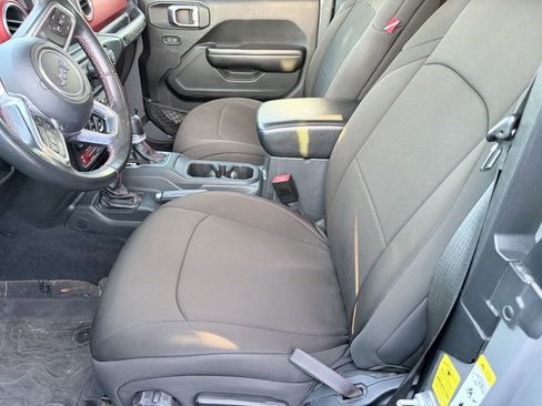 Used 2019 Jeep Wrangler Rubicon AWD/4WD image 7