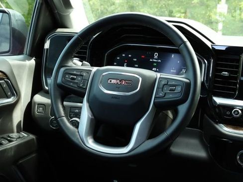 Used 2023 GMC Sierra 1500 Elevation image 10
