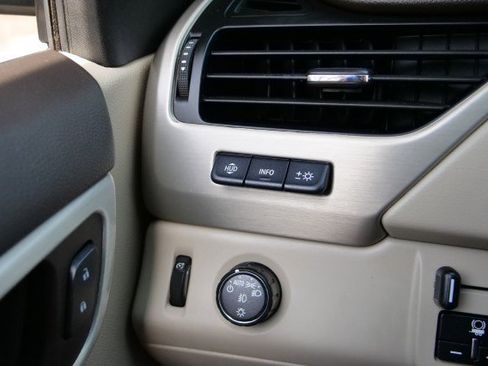 Used 2020 GMC Yukon Denali w/ Denali Ultimate Package image 21