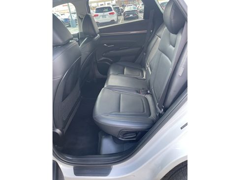 Used 2024 Hyundai Tucson Limited FWD image 11