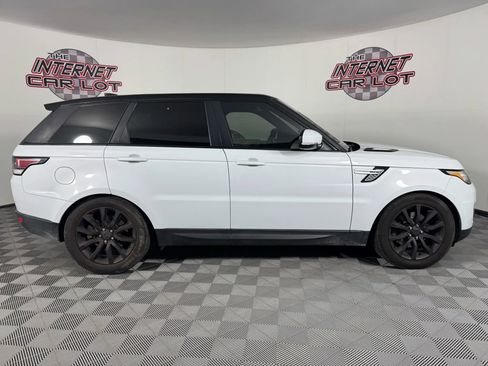 Used 2017 Land Rover Range Rover Sport HSE image 8