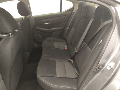 Used 2021 Nissan Sentra SV FWD image 18