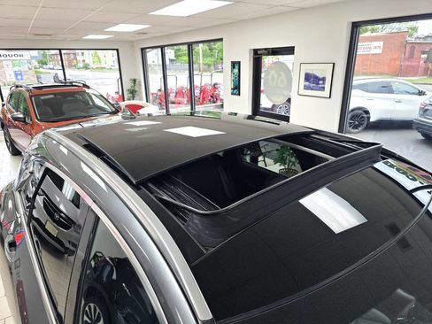 Used 2022 INFINITI QX50 Luxe image 14