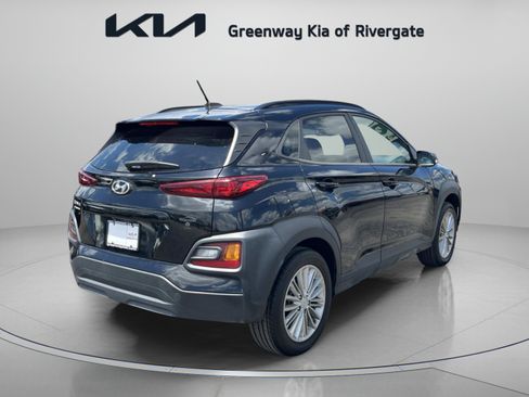 Used 2021 Hyundai Kona SEL FWD image 5