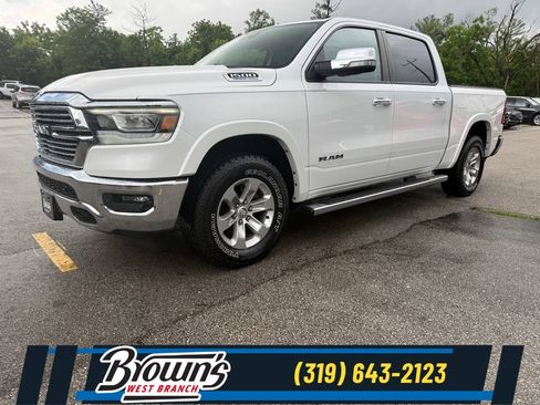 Used 2022 RAM 1500 Laramie AWD/4WD image 1