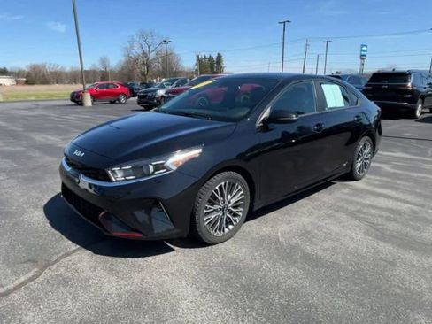 Used 2023 Kia Forte GT-Line FWD image 4