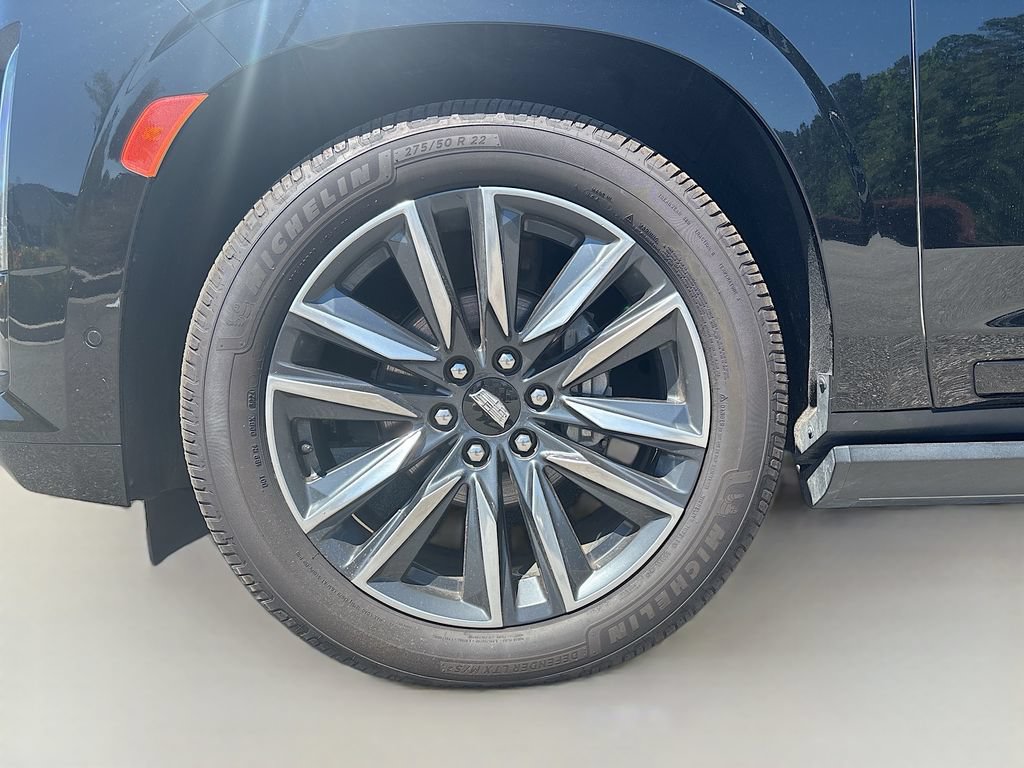 Used 2022 Cadillac Escalade ESV Sport Platinum AWD/4WD image 13