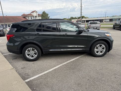 Used 2023 Ford Explorer XLT w/ Class IV Trailer Tow Package AWD/4WD image 7