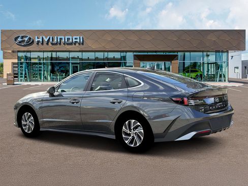 New 2026 Hyundai Sonata Blue image 4