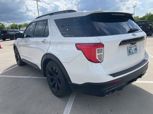 Used 2023 Ford Explorer ST w/ Equipment Group 401A image 5