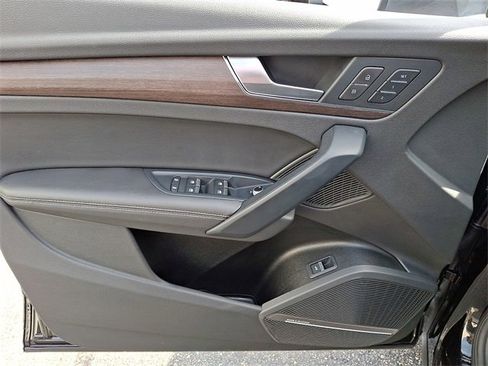 Certified 2023 Audi Q5 2.0T Premium Plus w/ Premium Plus Package image 13