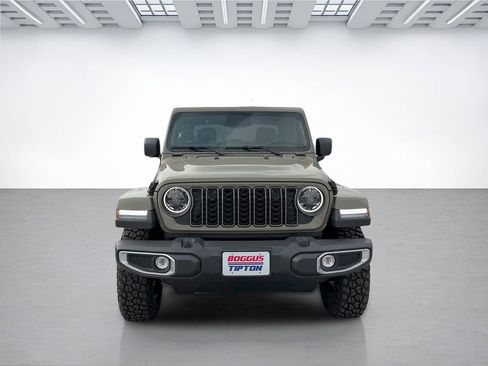 New 2026 Jeep Gladiator Sport image 8