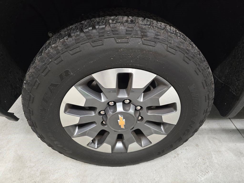 Used 2025 Chevrolet Silverado 2500 Custom w/ Custom Value Package AWD/4WD image 12