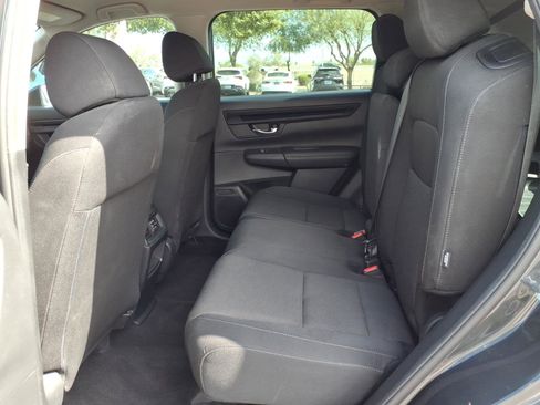 Used 2024 Honda CR-V LX image 14
