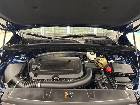 Used 2023 Buick Envision Avenir AWD/4WD image 10