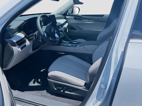 New 2027 INFINITI QX60 Luxe w/ Cargo Package FWD image 17