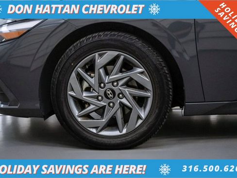 Used 2024 Hyundai Elantra SEL image 41