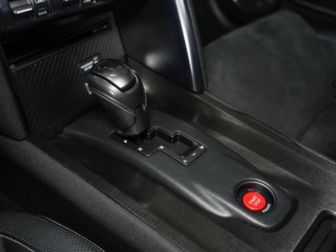 Used 2014 Nissan GT-R Premium AWD/4WD image 40