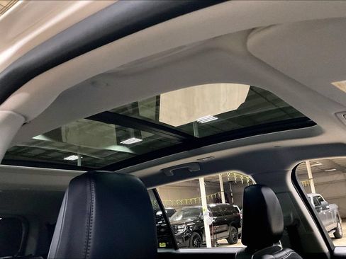Used 2025 Lincoln Aviator Reserve w/ Jet Appearance Package AWD/4WD image 21